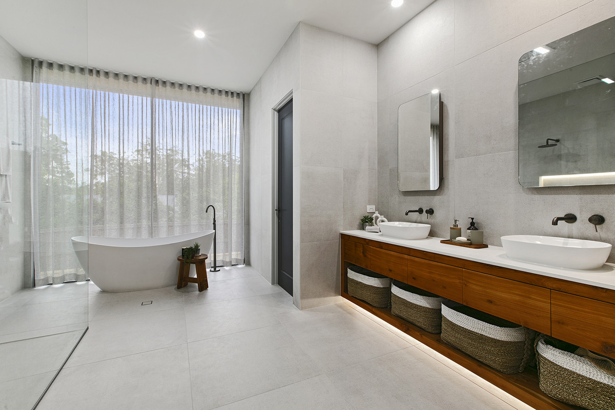 Luxurious Master Ensuite at 74 Anning Road